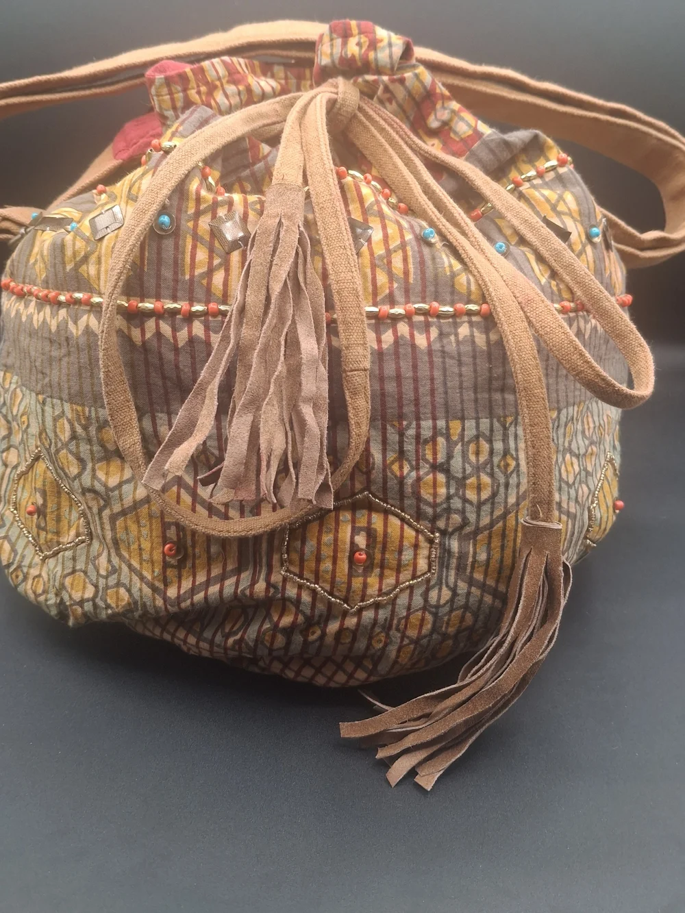 Boho Tassel Drawstring Bucket Bag - Brown Multi